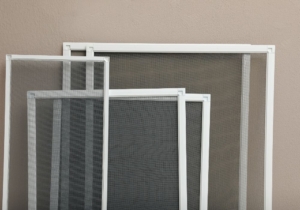 retractable window screens